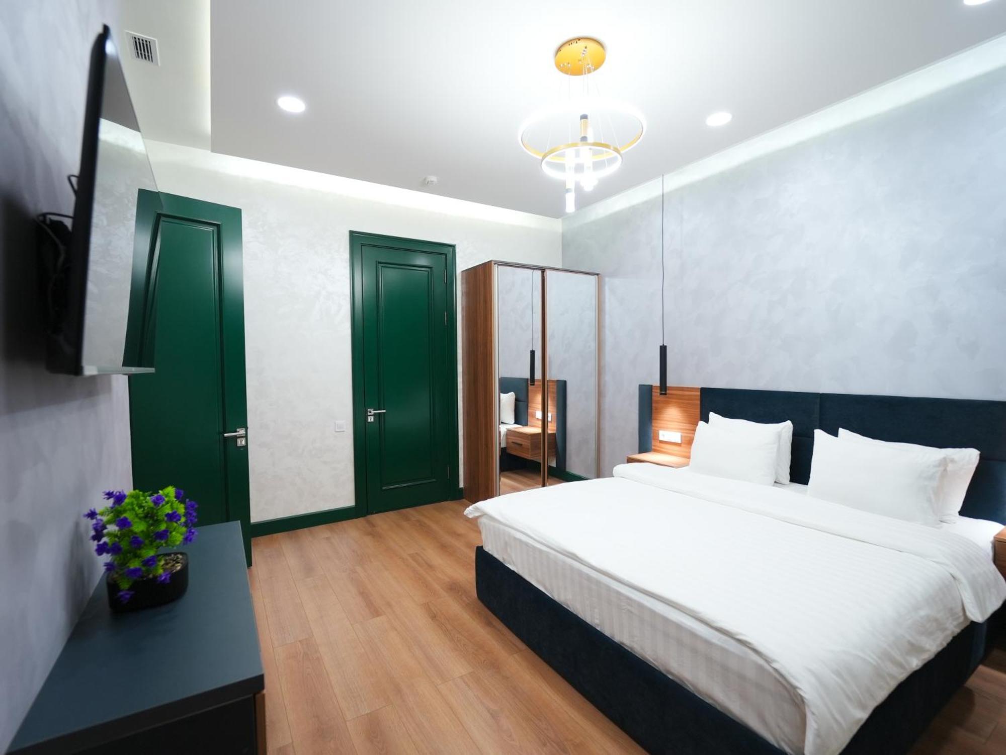Avant Hotel Tashkent Pool&Spa Екстериор снимка