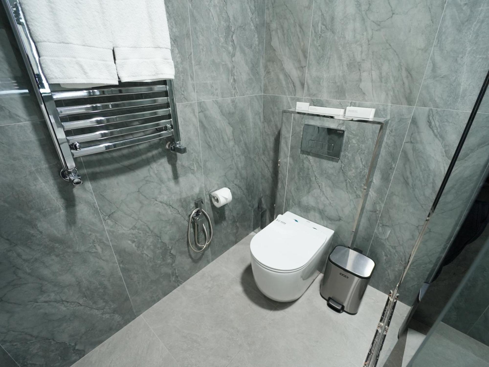 Avant Hotel Tashkent Pool&Spa Екстериор снимка