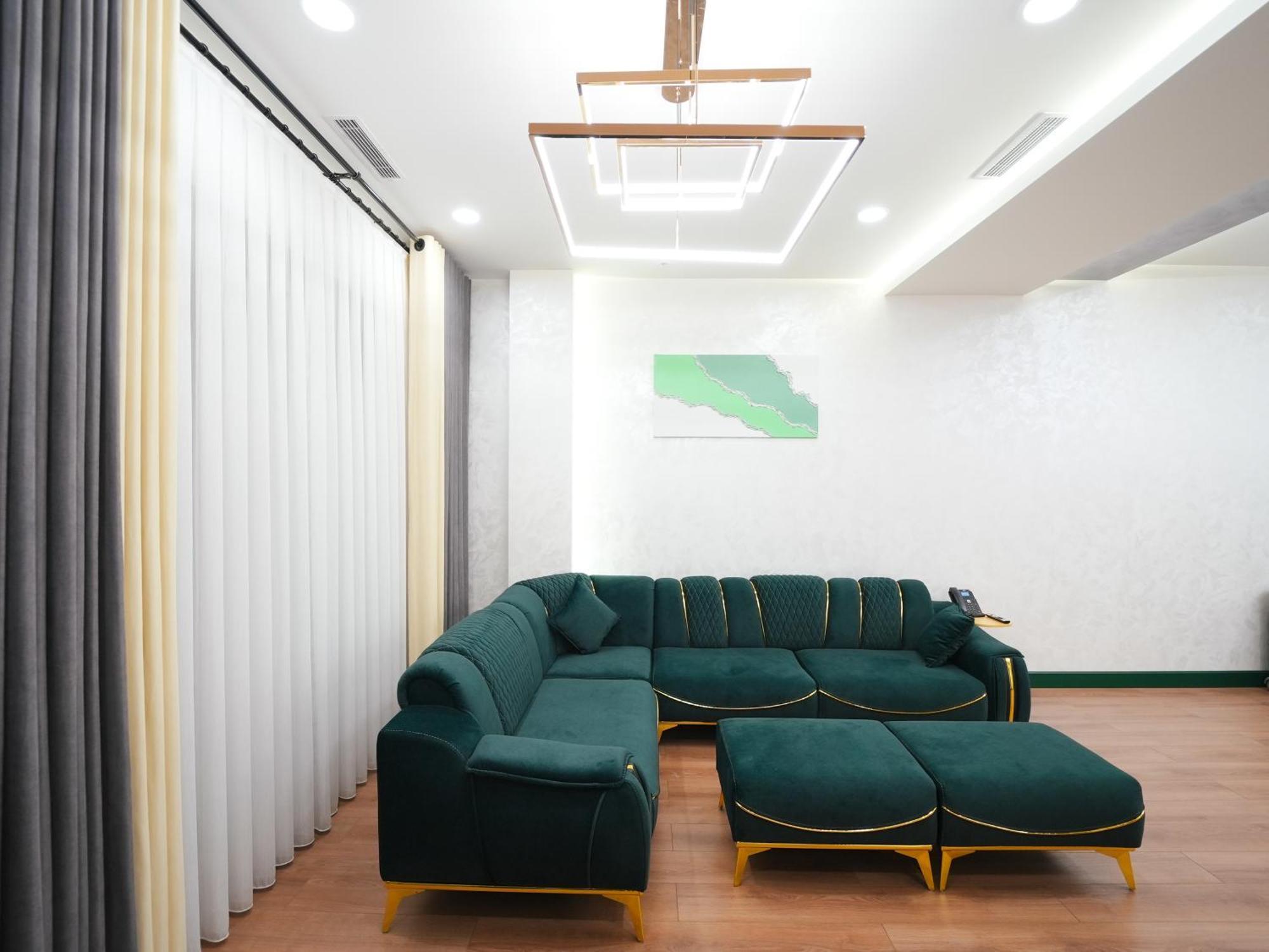 Avant Hotel Tashkent Pool&Spa Екстериор снимка