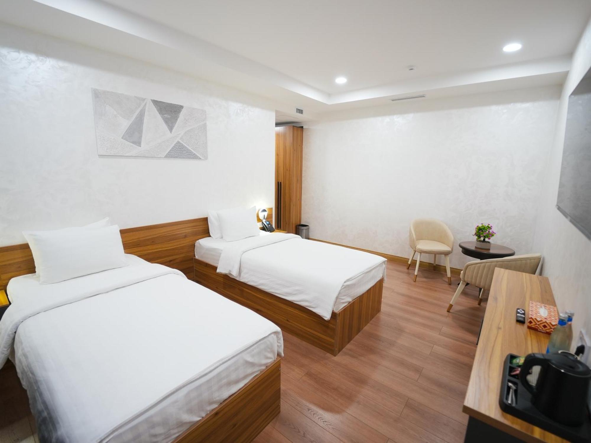 Avant Hotel Tashkent Pool&Spa Екстериор снимка
