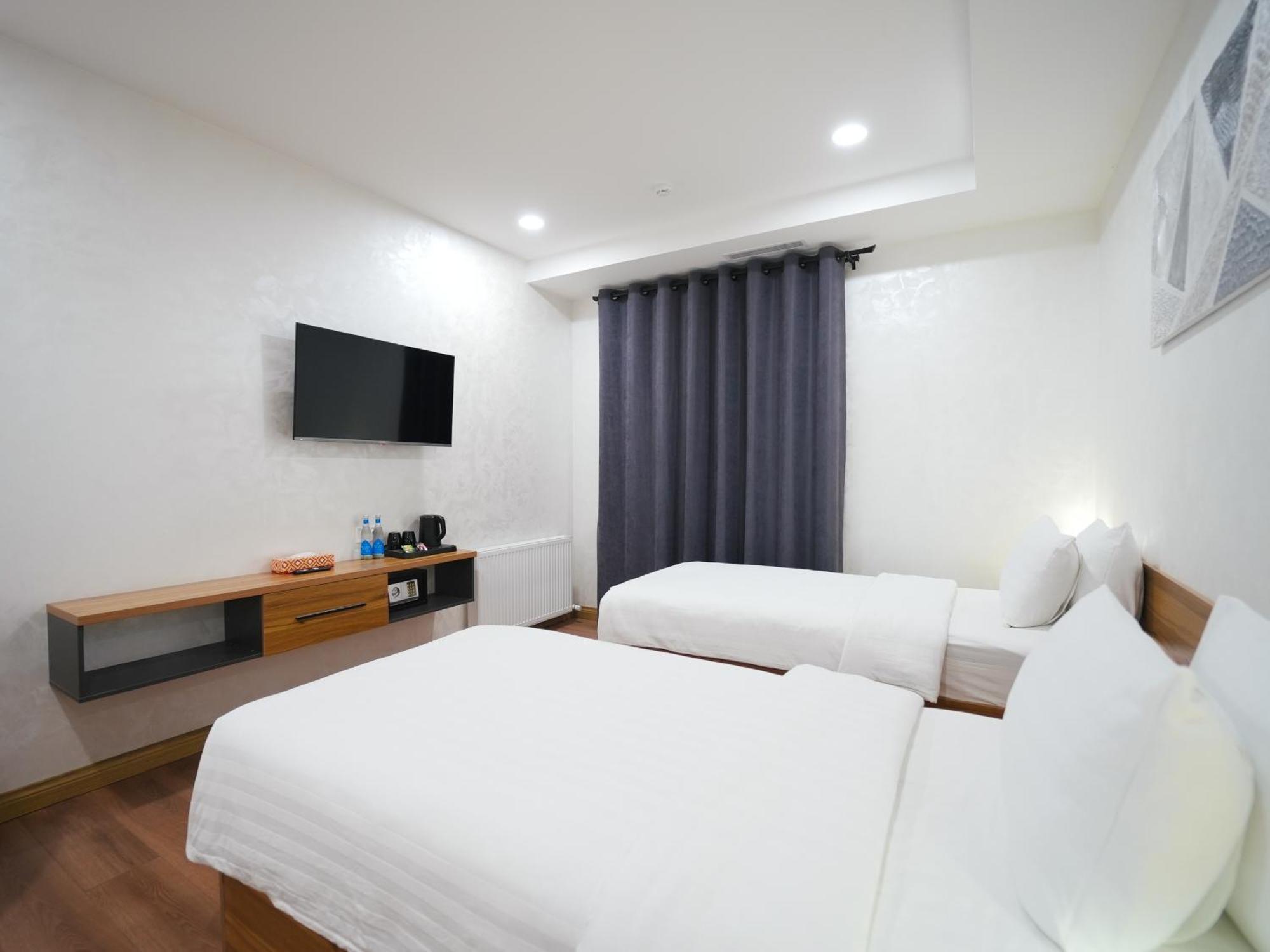 Avant Hotel Tashkent Pool&Spa Екстериор снимка
